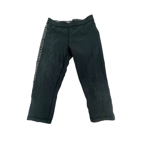 Under Armour Black Graphic Cropped Capri Leggings Women's - Picture 2 of 7